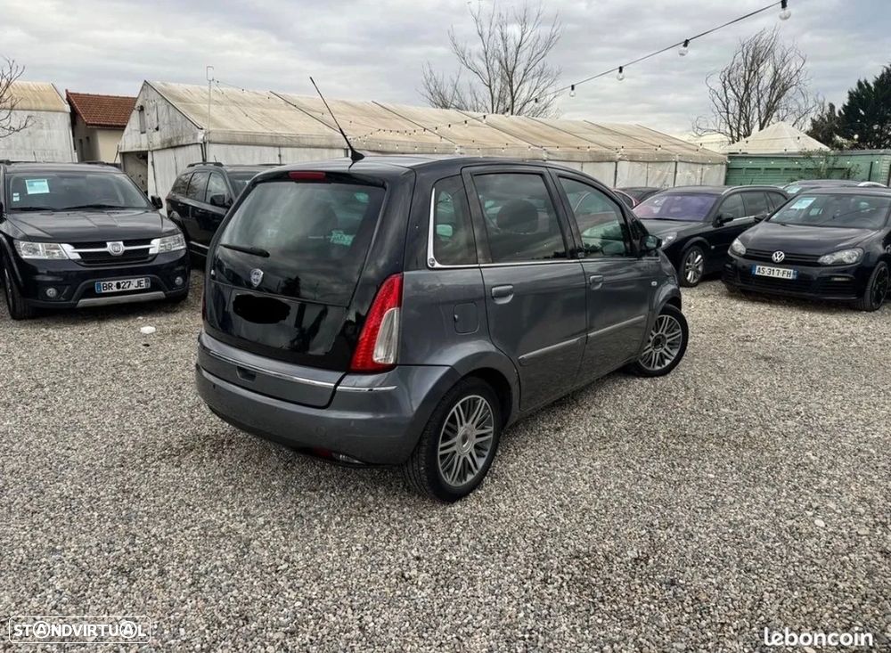 Lancia Musa 1.3 16V M-jet Oro Executive - 2