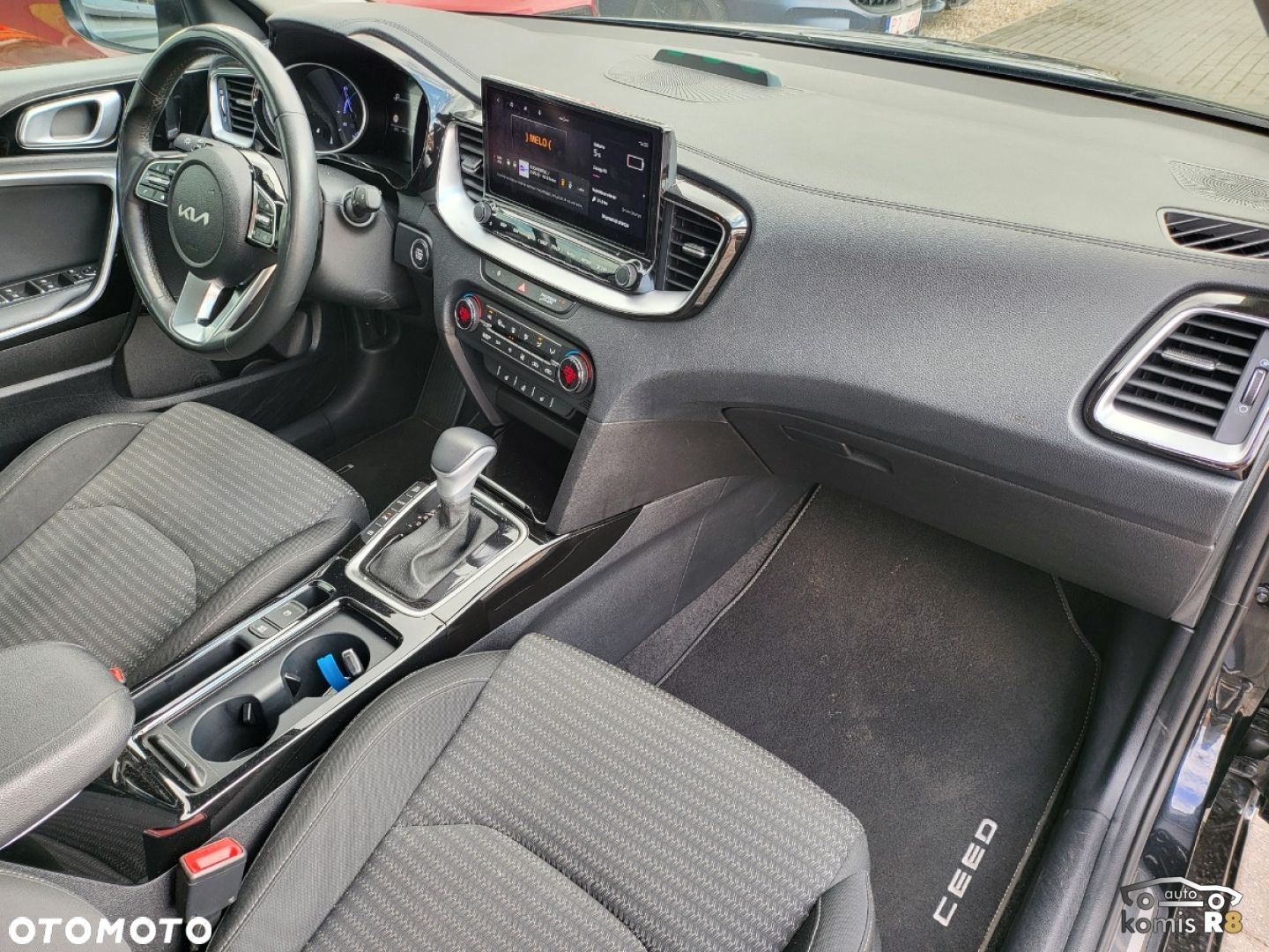 Kia Ceed - 14