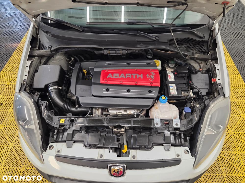 Abarth Punto Evo - 16