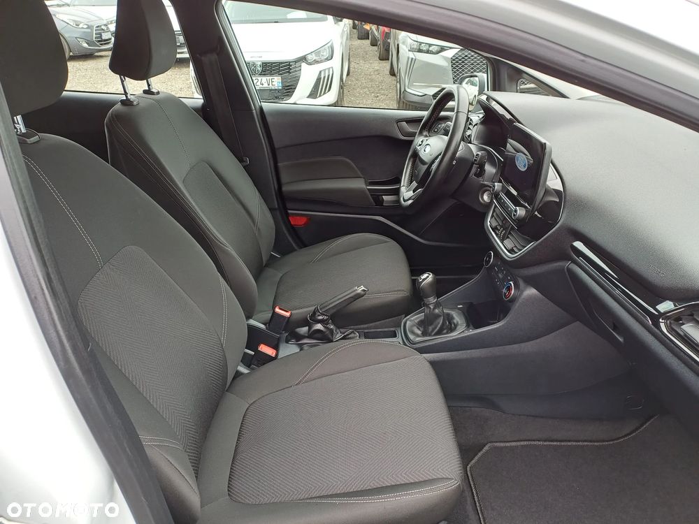 Ford Fiesta 1.1 S&S COOL&CONNECT - 11