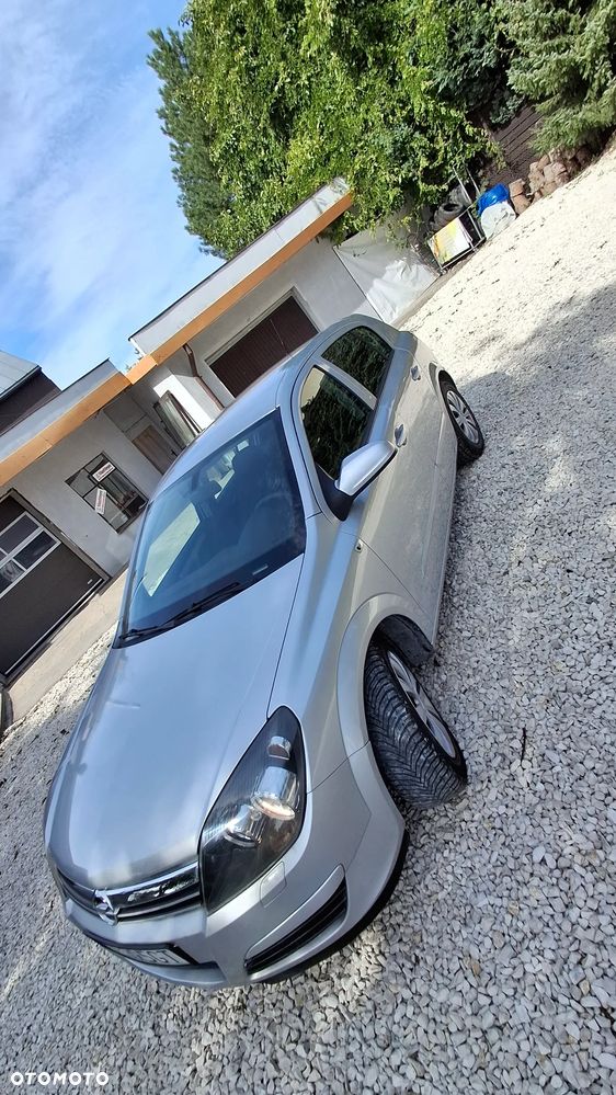 Opel Astra 1.6 Enjoy - 4