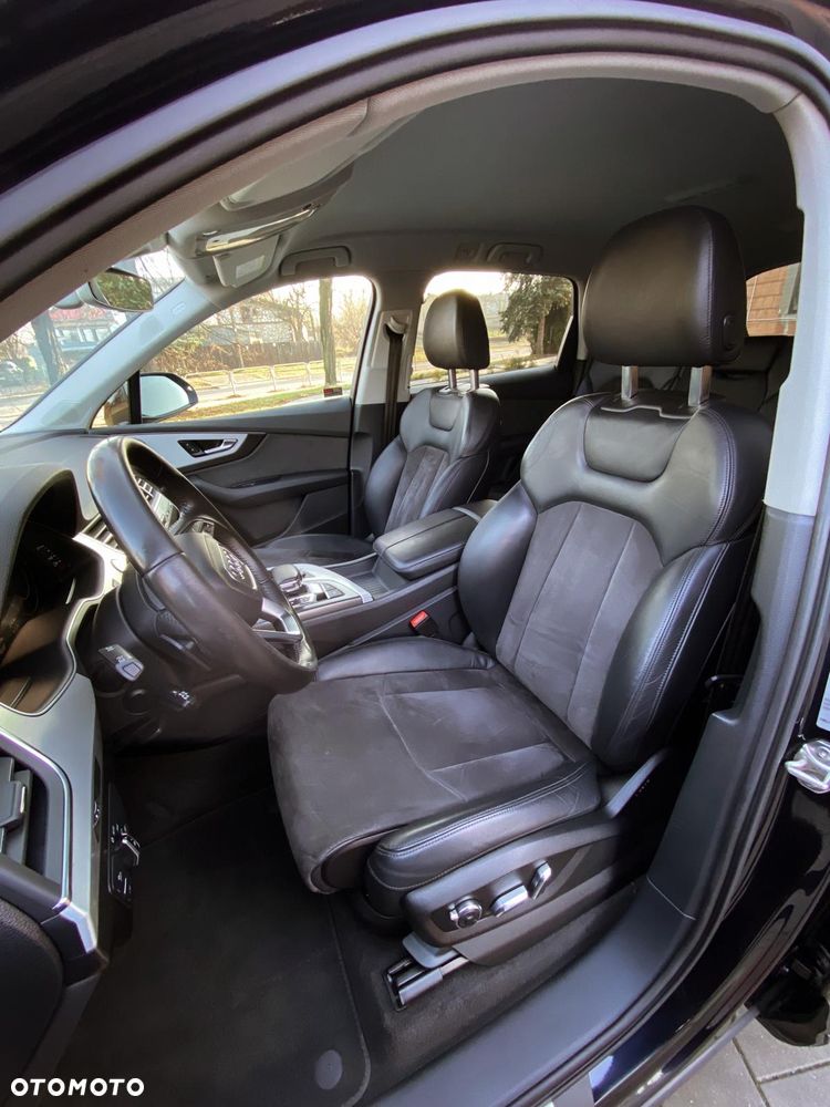 Audi Q7 - 6