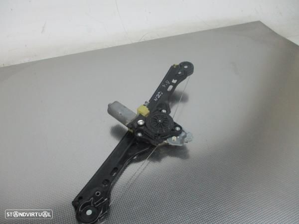 Elevador Tras Dto  Mercedes-Benz C-Class (W203) - 3