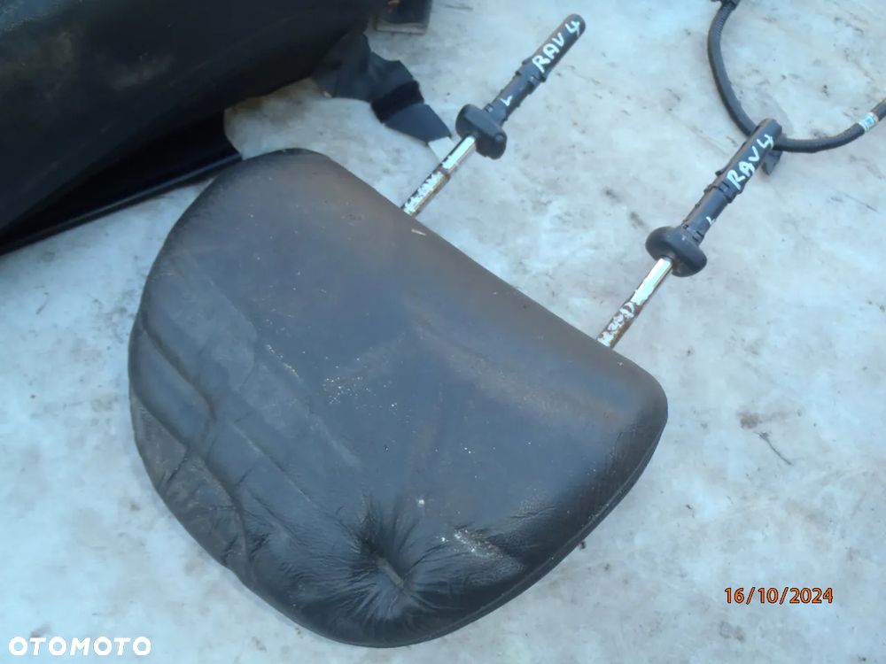 fotel fotele stelaż oparcie siedzisko wiązka instalacja fotela zagłówek ślimak zębatka silniczek regulacji fotela skóra gąbka poduszka powietrzna air bag fotela lewa  mata grzewcza toyota rav 4 IV - 15