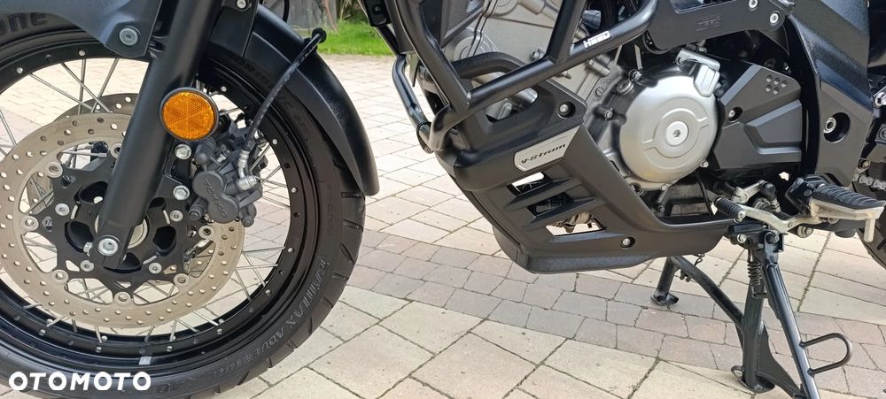 Suzuki V-STROM - 36