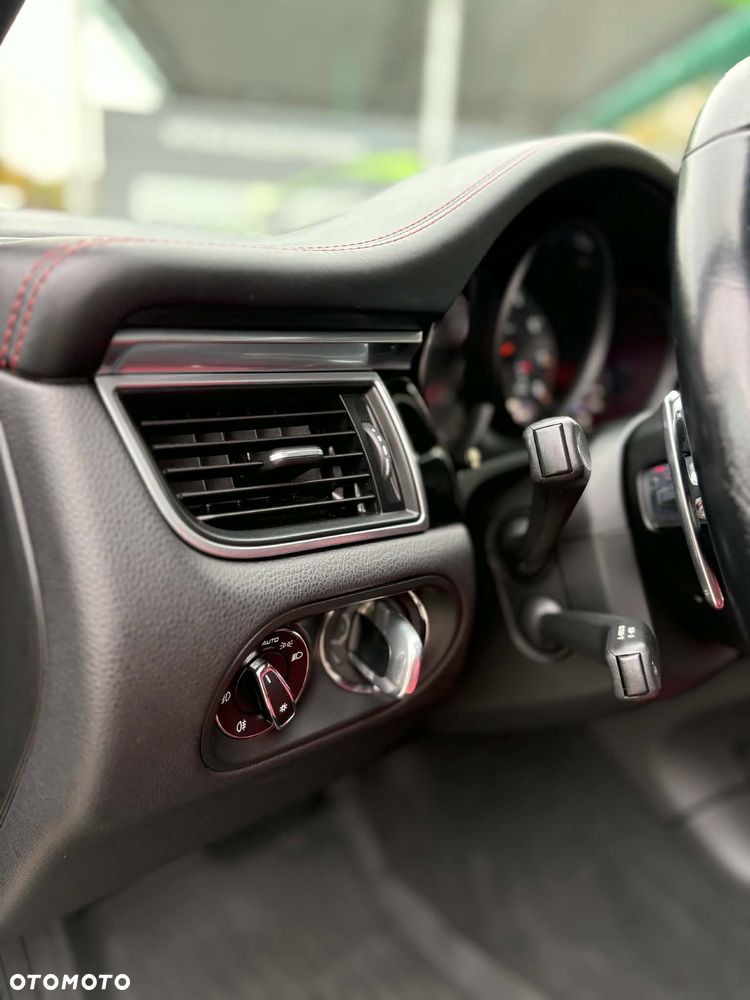 Porsche Macan Standard - 21