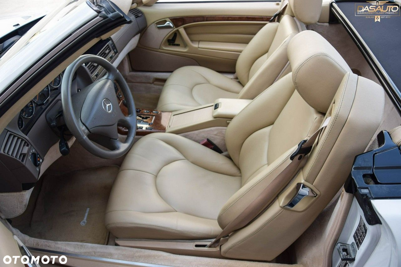 Mercedes-Benz SL - 22