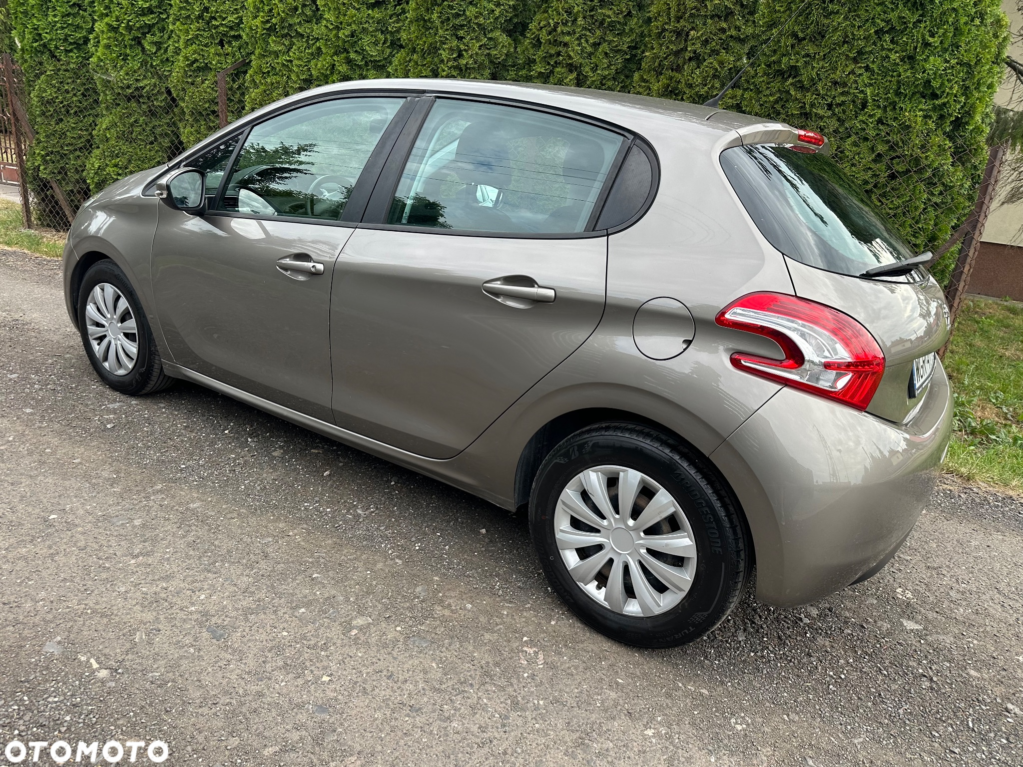 Peugeot 208 1.4 HDi Active - 5