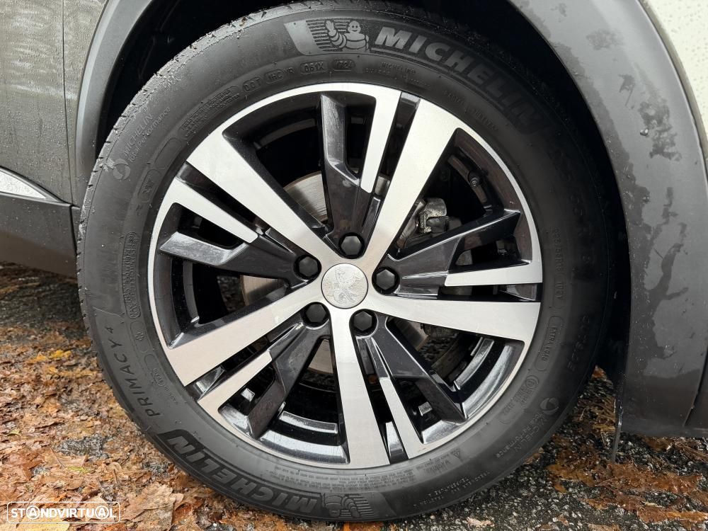 Peugeot 5008 1.5 BlueHDi Allure Pack EAT8 - 4