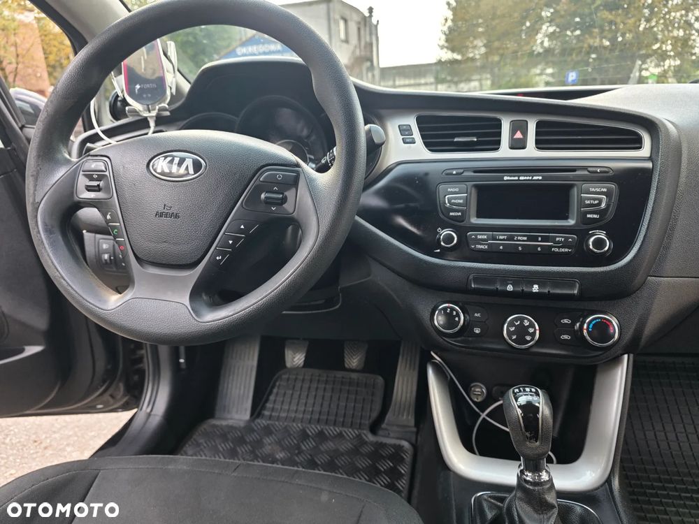 Kia Ceed Cee'd 1.6 CRDi M - 20