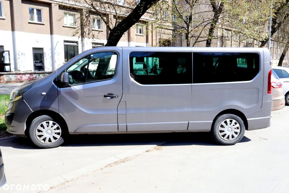 Opel Vivaro - 2