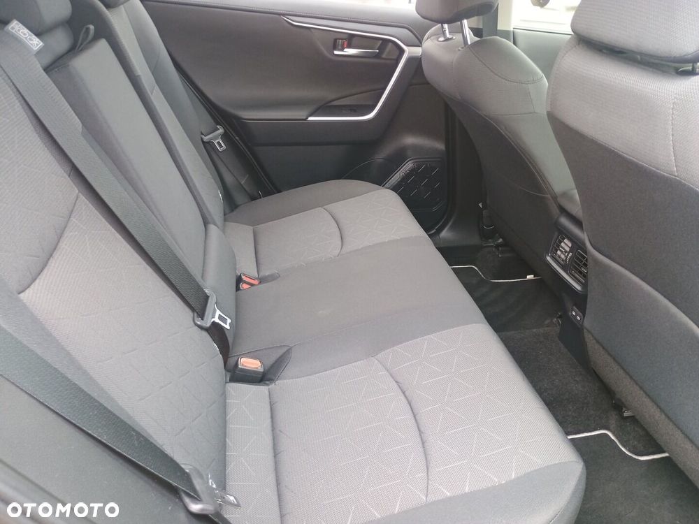 Toyota RAV4 - 13