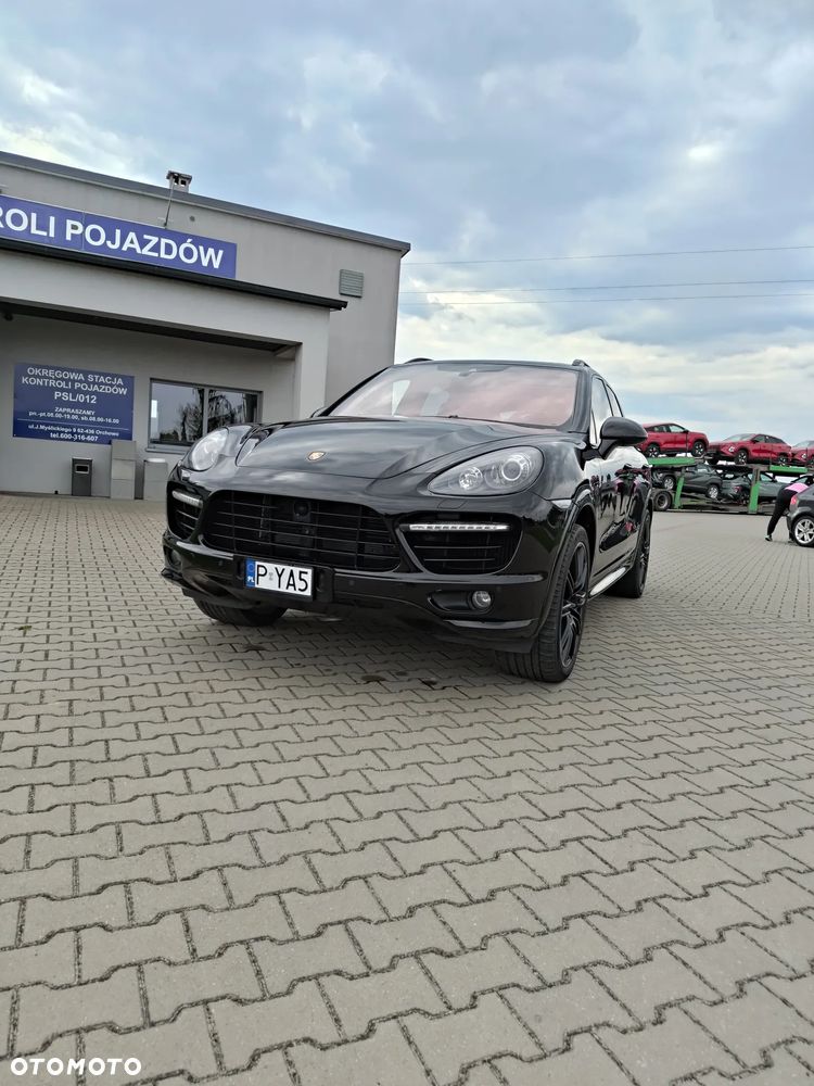 Porsche Cayenne Turbo Tiptronic S - 10