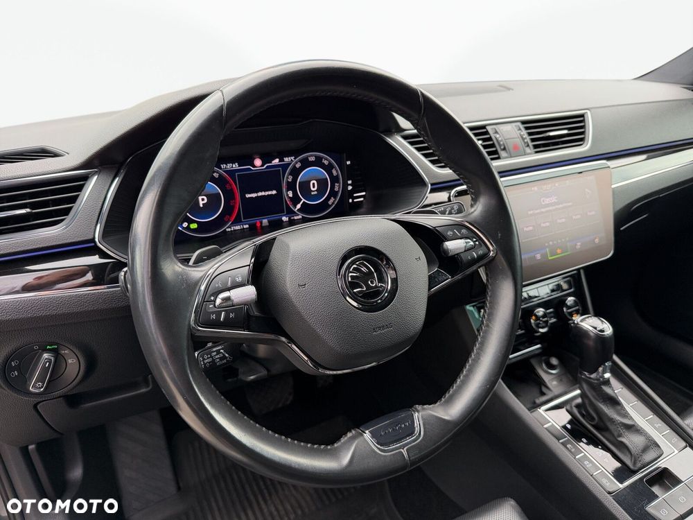 Skoda Superb 2.0 TDI SCR L&K DSG - 11