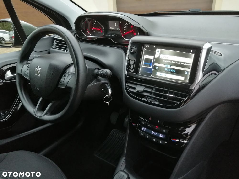 Peugeot 208 95 VTI Active - 21