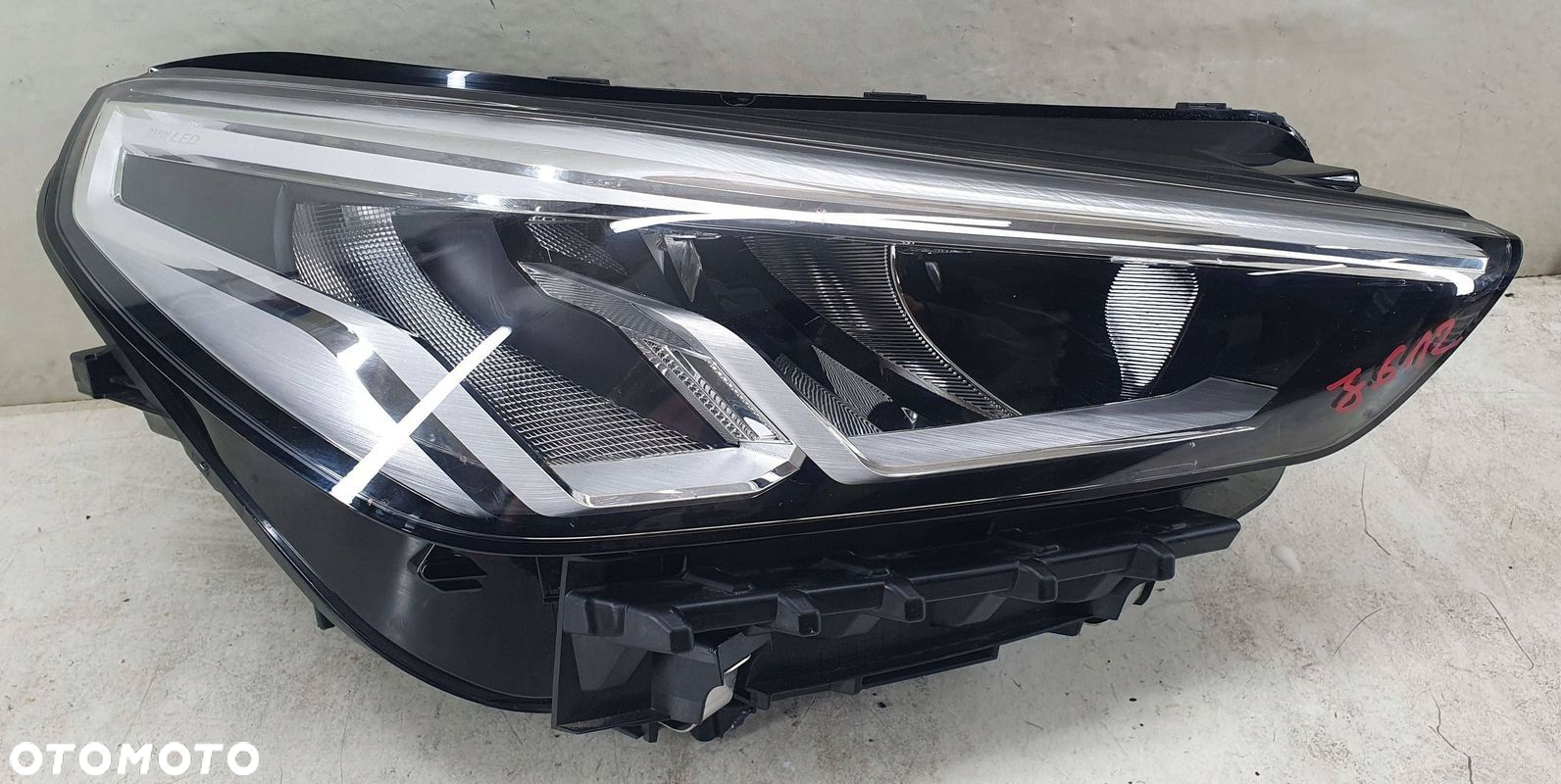 BMW X1 U11 prawa lampa przednia przód reflektor - 2