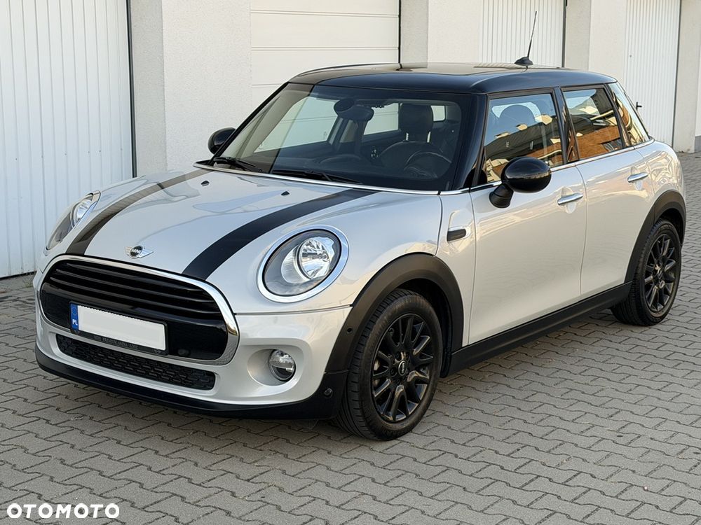 MINI Cooper - 1