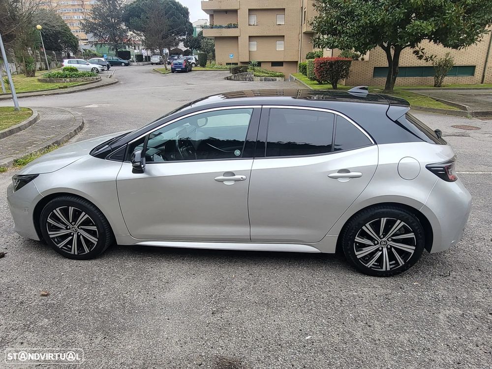 Toyota Corolla 1.8 Hybrid Comfort+P.Sport - 4