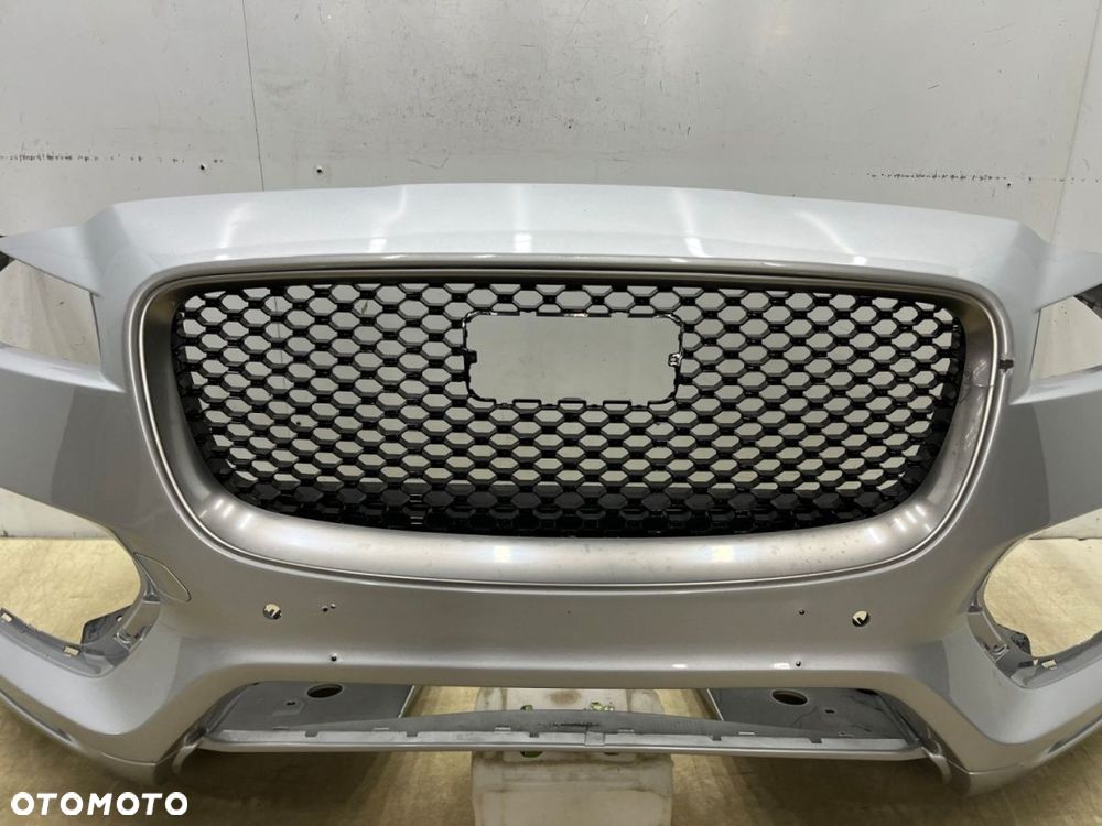 Zderzak przedni Jaguar F-Pace X761 R Sport 16r.- przód PDC HK8M-17F003-A - 3