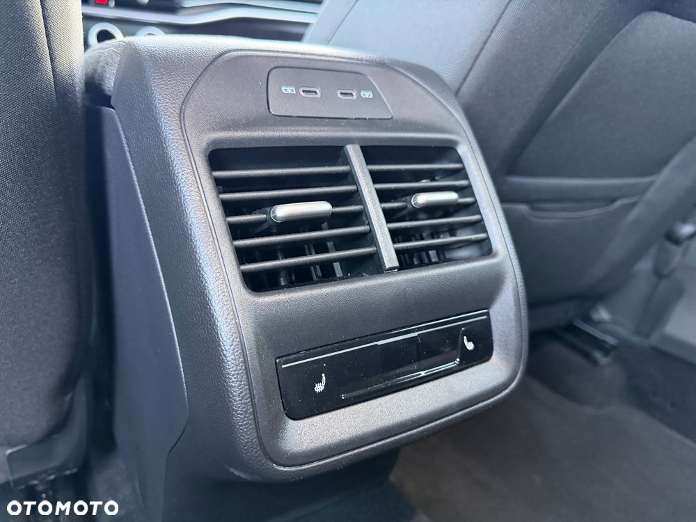 Skoda Superb 1.5 TSI mHEV Selection DSG - 14