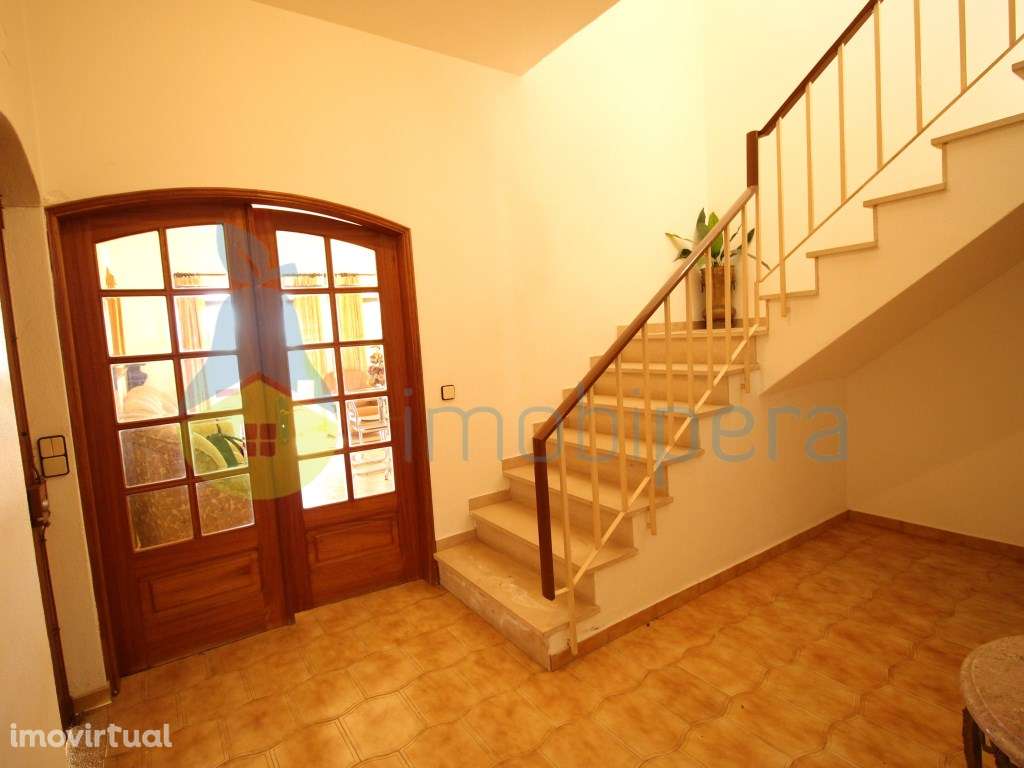 Armação de Pêra - Moradia T3 geminada - garagem (Box -2 carros) - Grande imagem: 2/26