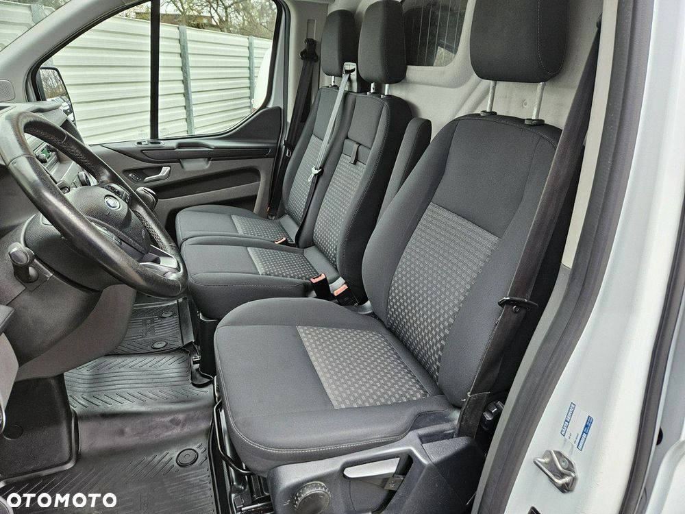 Ford Transit Custom - 25
