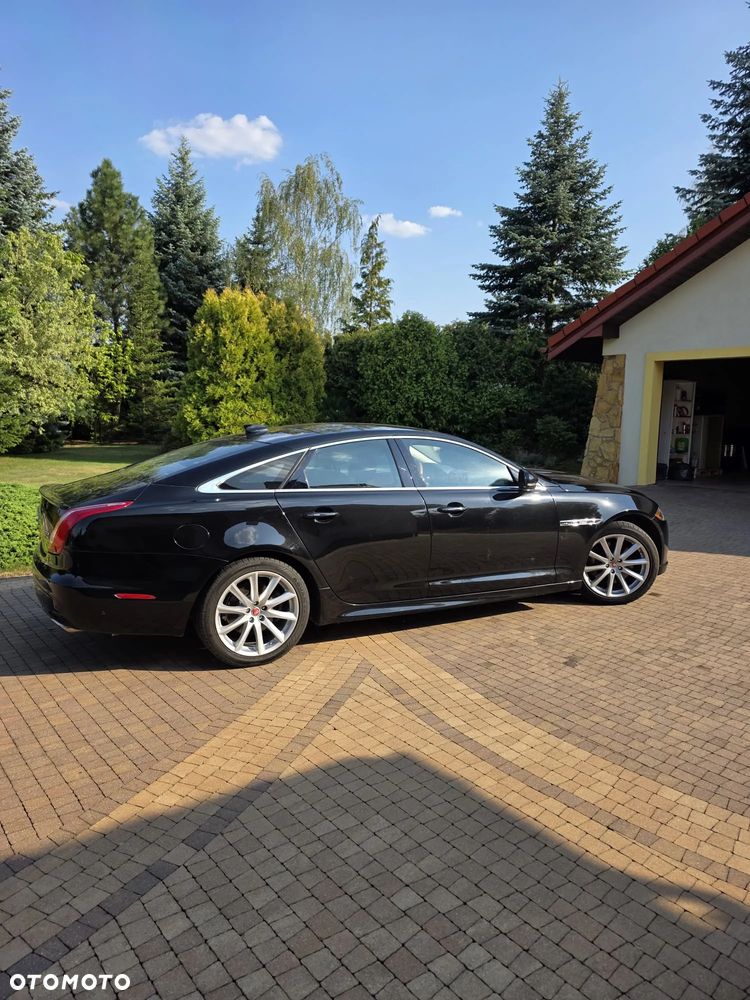 Jaguar XJ 3.0 T AWD R-Sport - 1