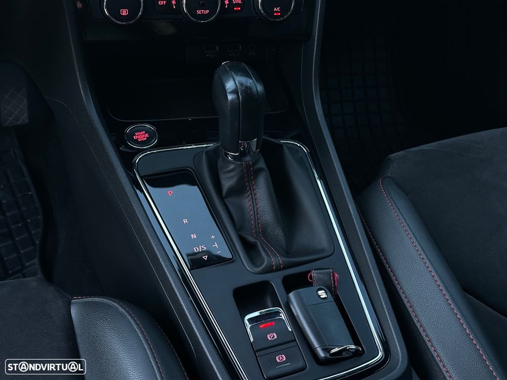 SEAT Leon 2.0 TDI DPF S&S DSG FR - 13