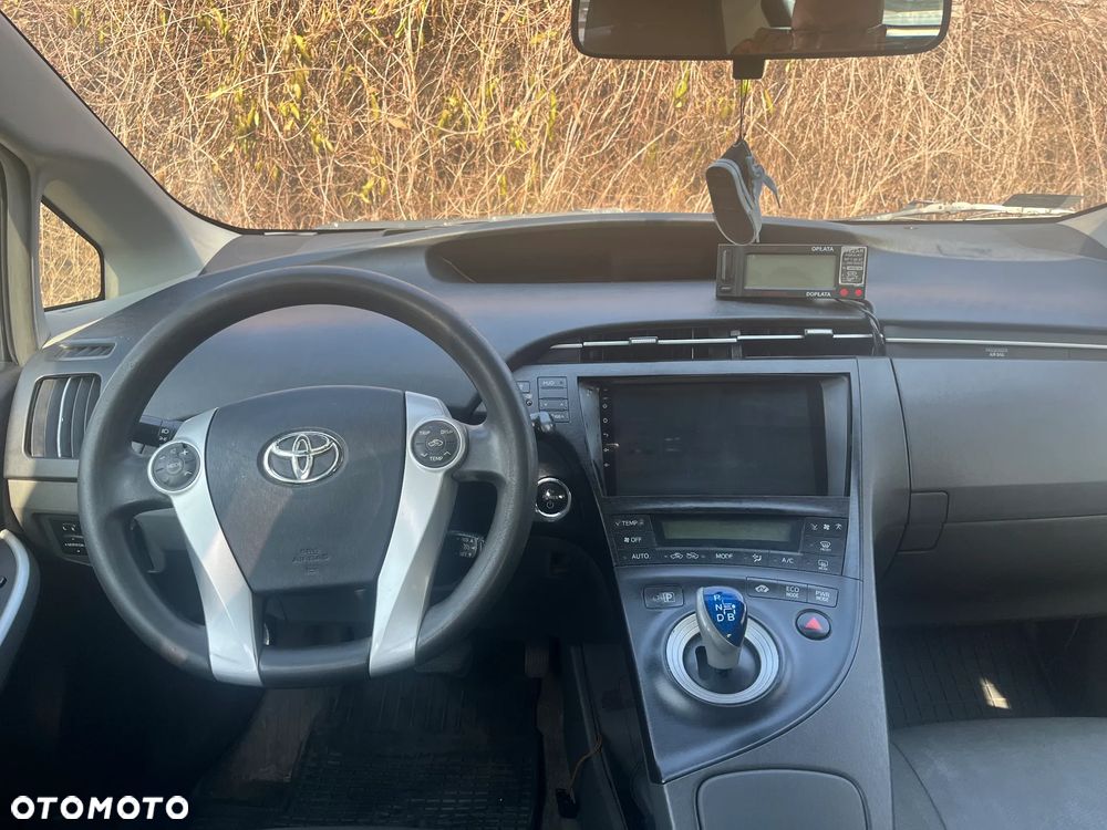 Toyota Prius - 6