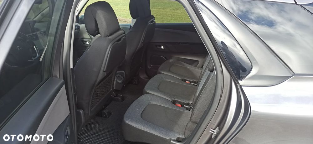 Citroën SpaceTourer - 10