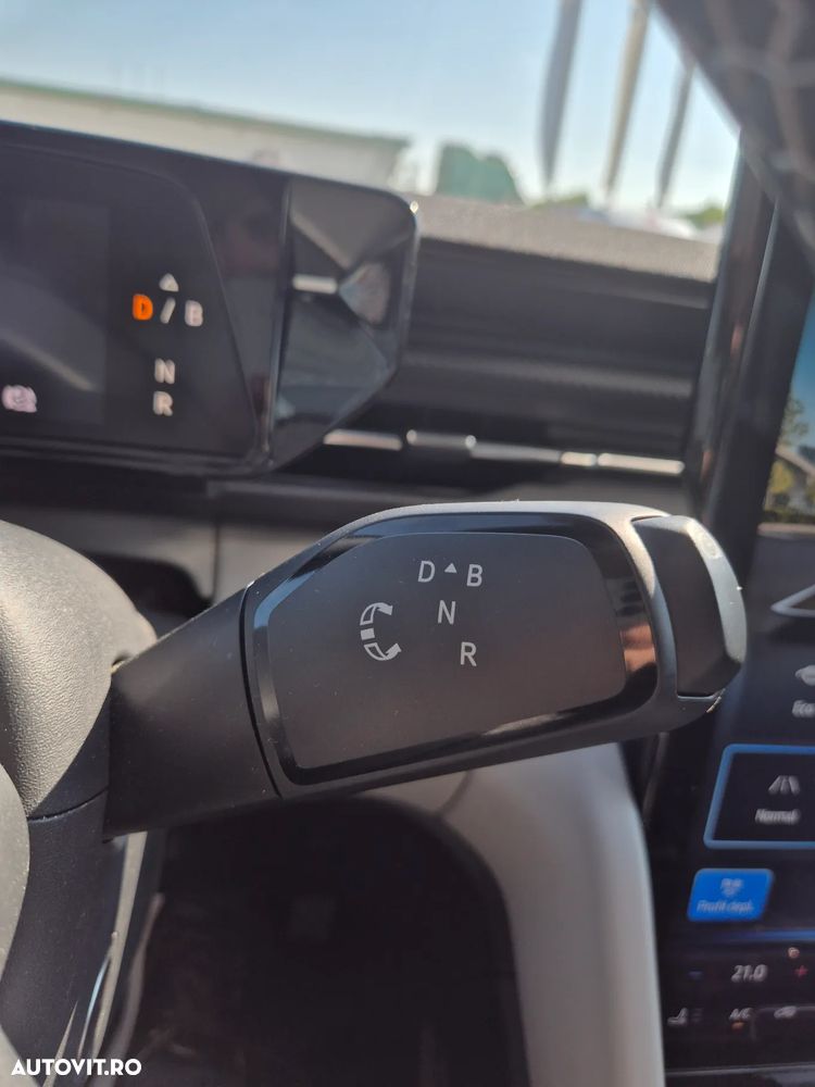 Ford Explorer AWD 79 kWh Extended Range Premium - 33