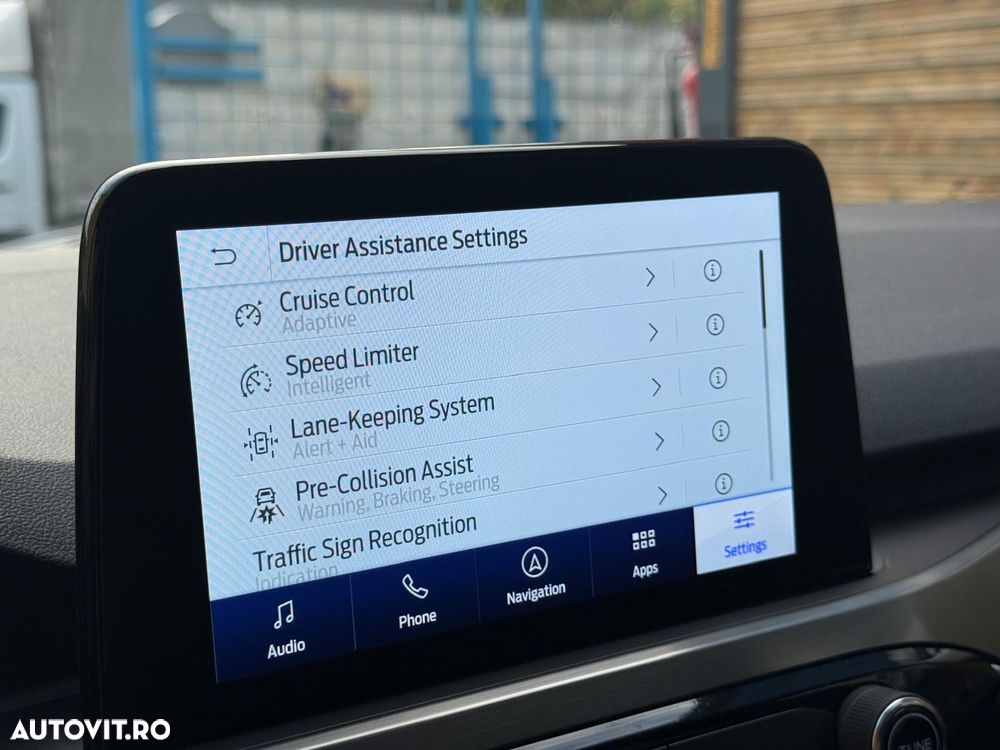 FORD Kuga 2022 — imagine 22
