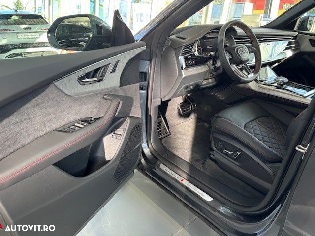 Audi Q8 55 TFSI e quattro Tiptronic PHEV - 7