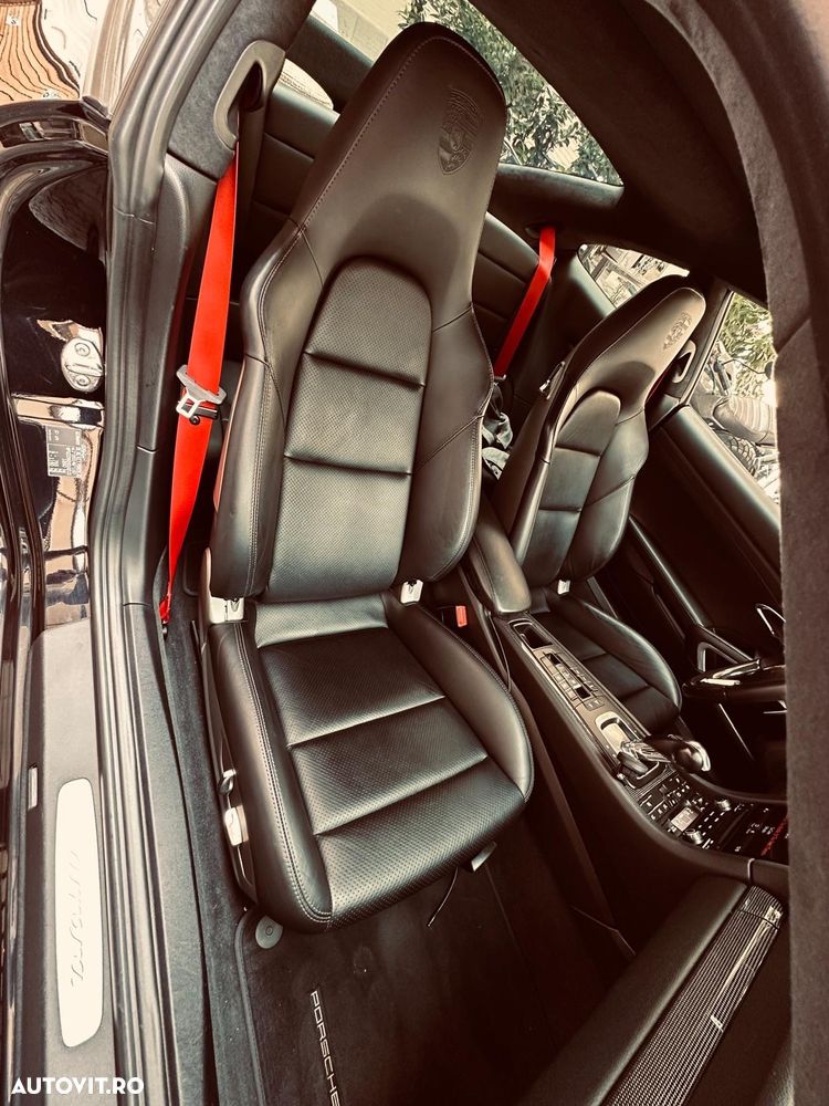 Porsche 911 Carrera S PDK - 10