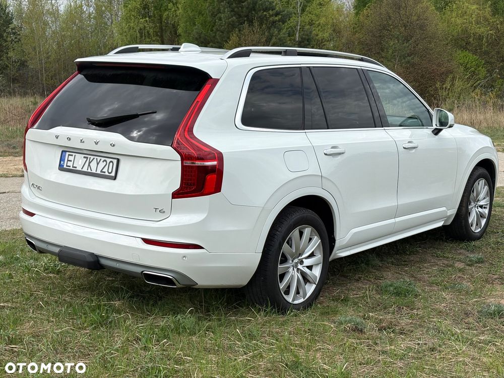 Volvo XC 90 T6 AWD Geartronic Momentum - 4