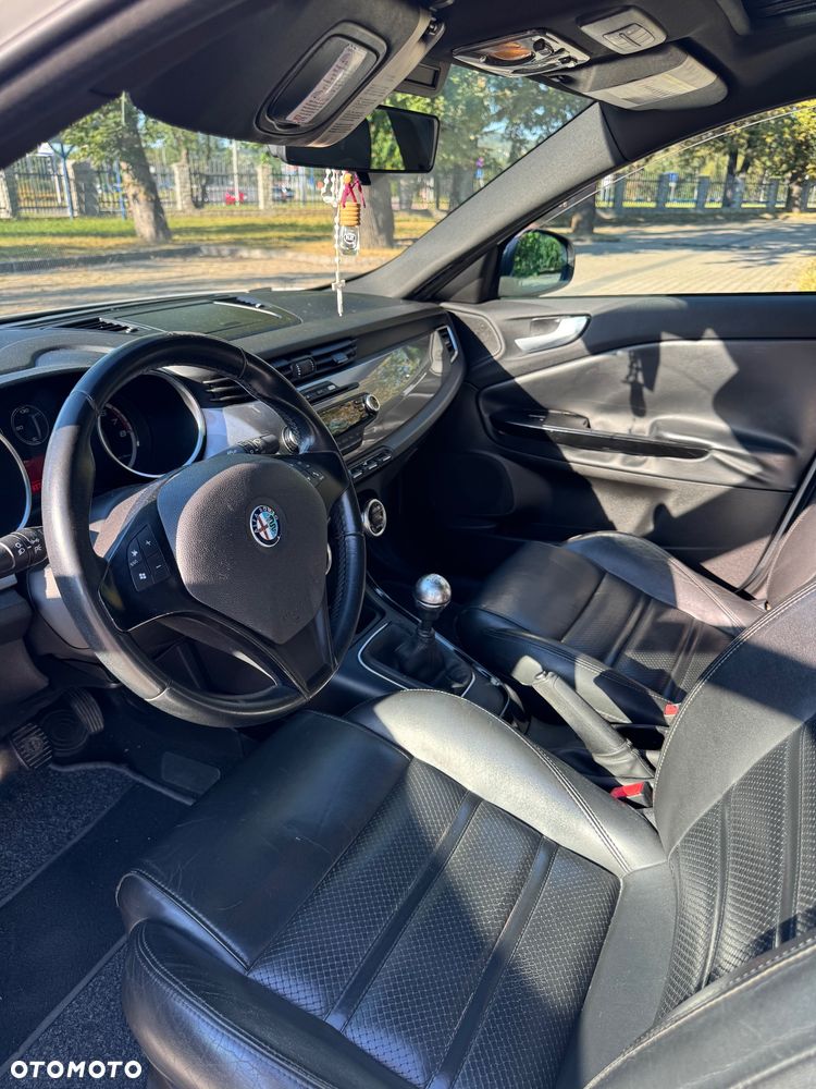 Alfa Romeo Giulietta 1.4 TB Distinctive - 19