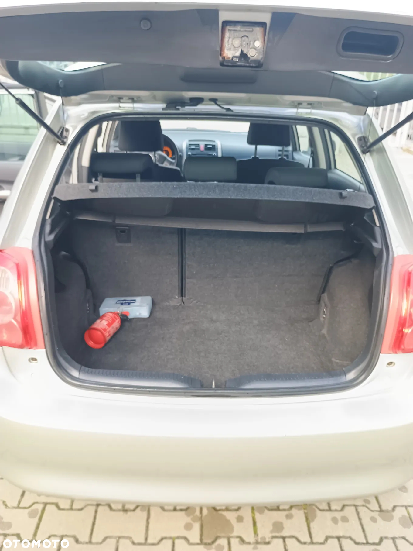 Toyota Auris 1.4 D-4D Luna - 8