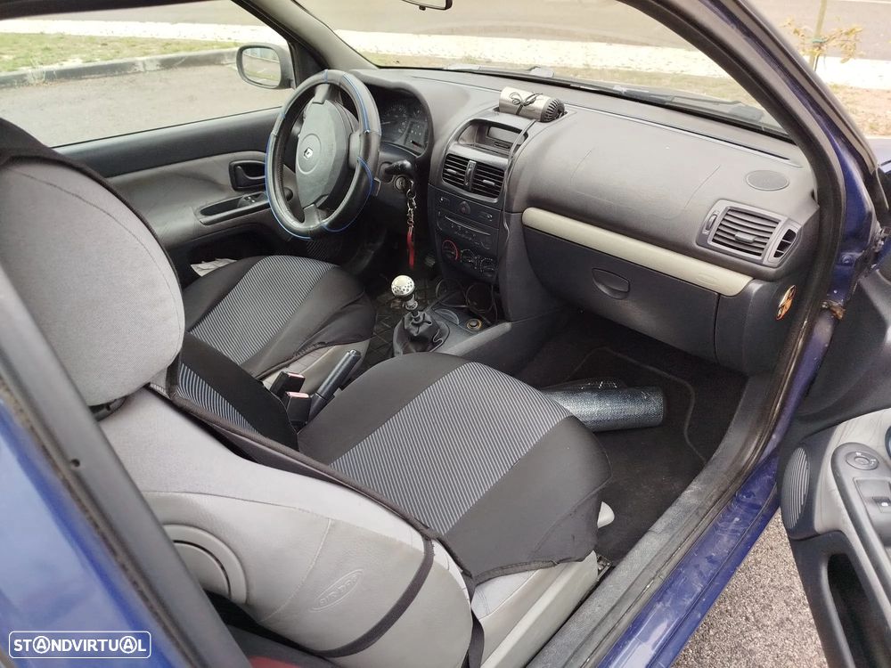 Renault Clio - 6