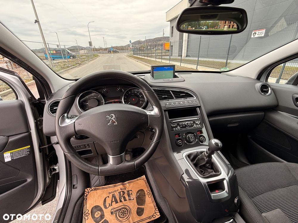 Peugeot 5008 2.0 BlueHDi Allure - 28