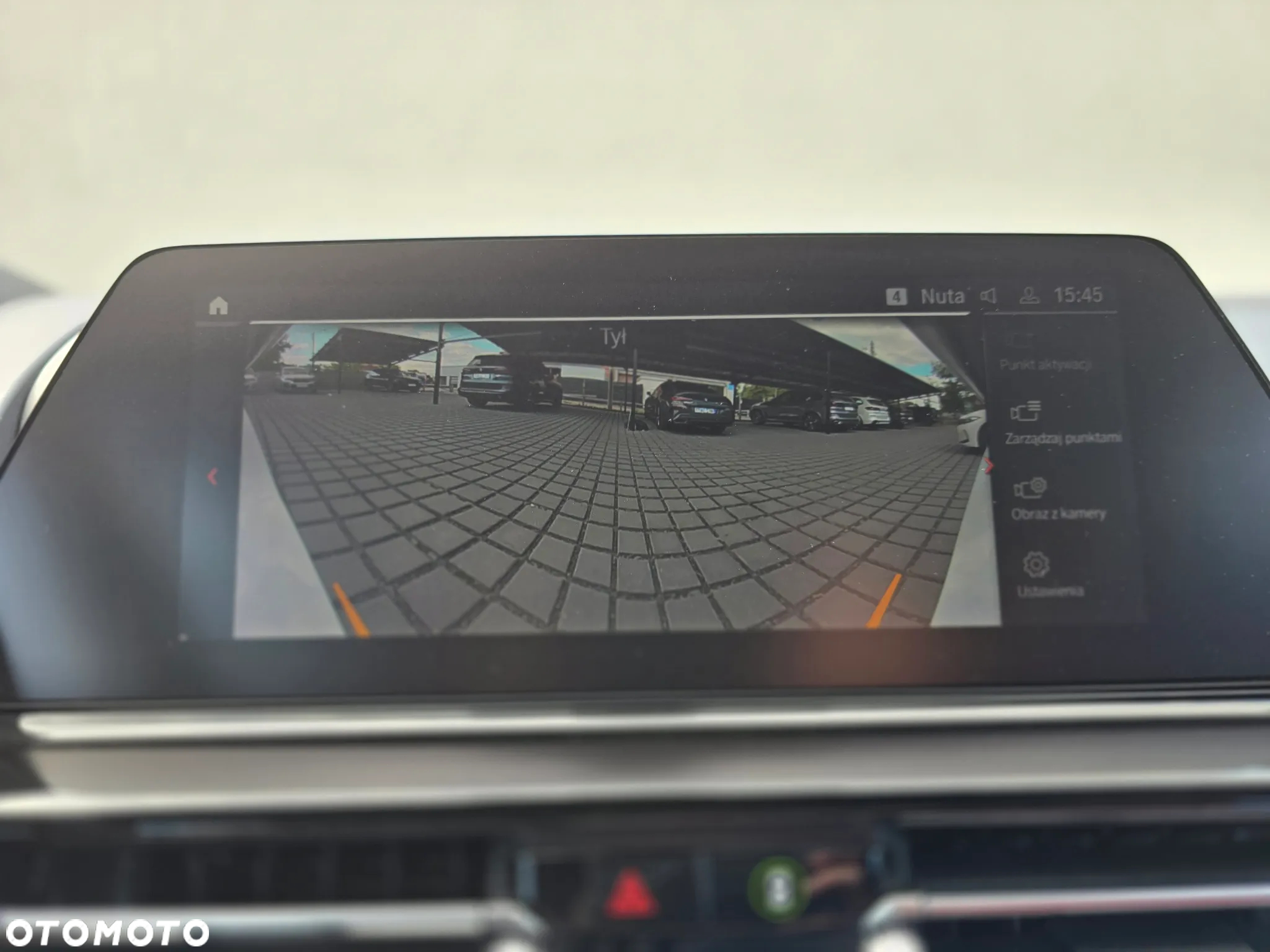 BMW Seria 8 M850i xDrive - 16