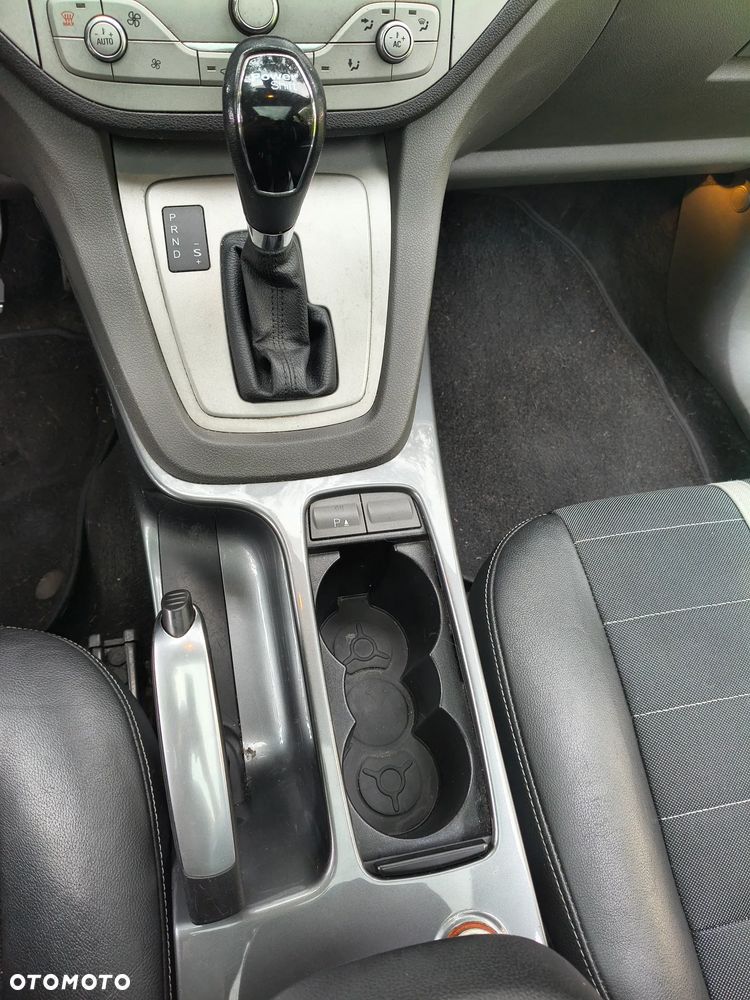 Ford Kuga 2.0 TDCi 4WD Titanium - 13