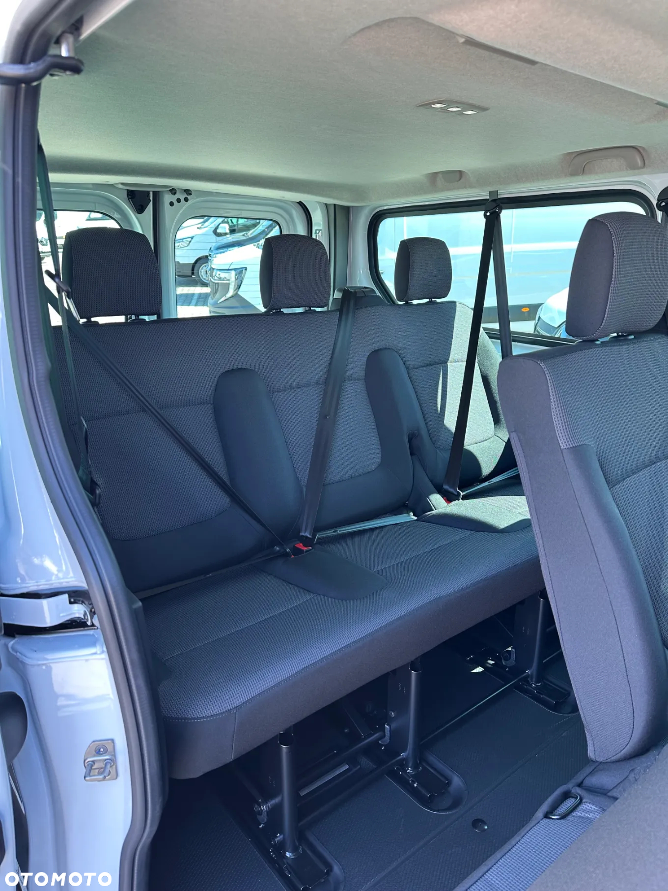 Renault Trafic - 14