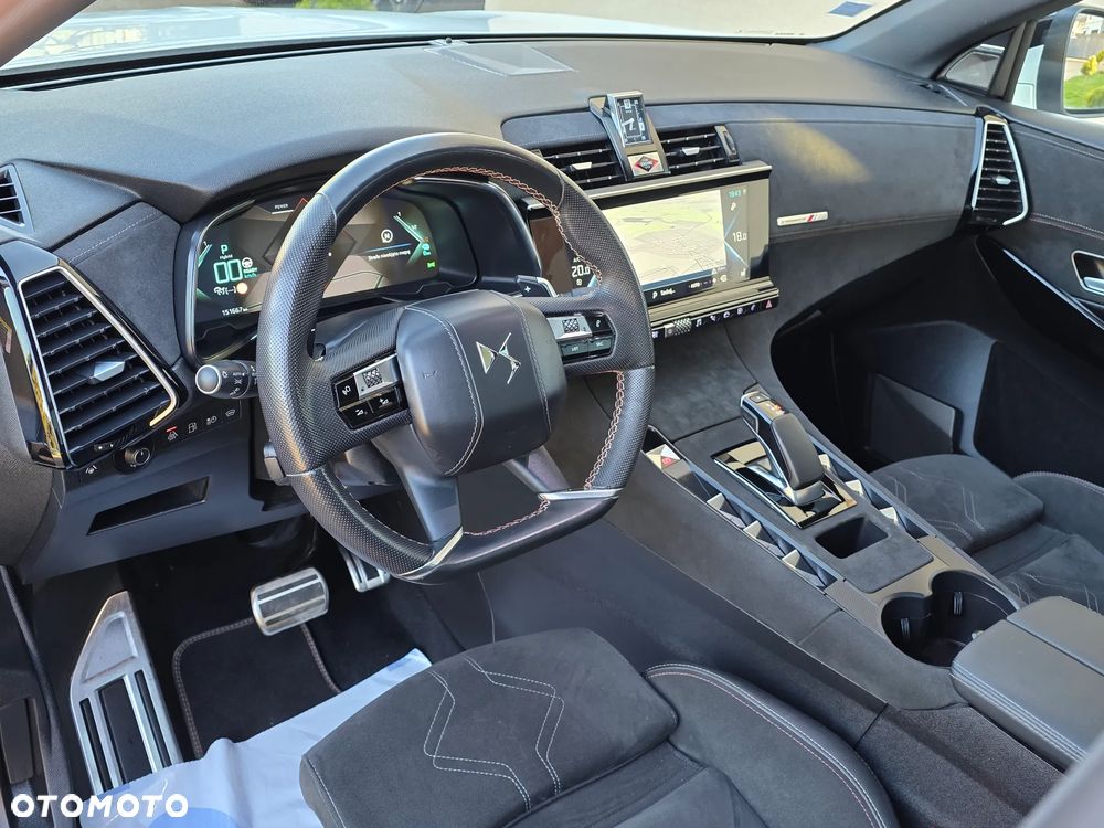 DS Automobiles DS 7 Crossback 1.6 E-Tense Performance Line + - 24