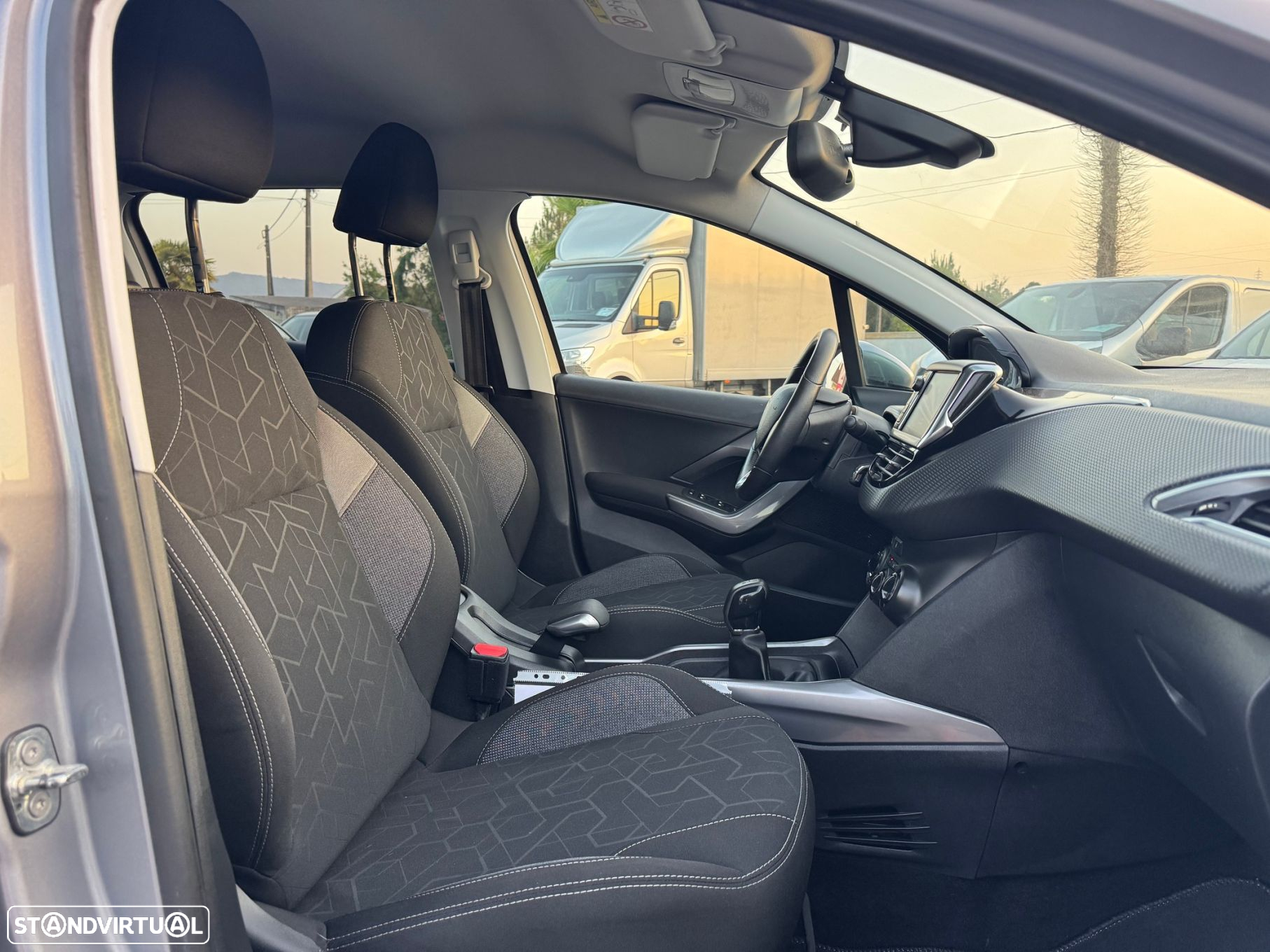 Peugeot 2008 1.6 BlueHDi Allure - 20
