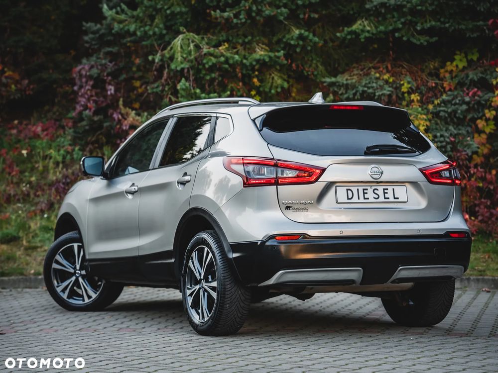 Nissan Qashqai 1.6 dCi 360 S&S - 18