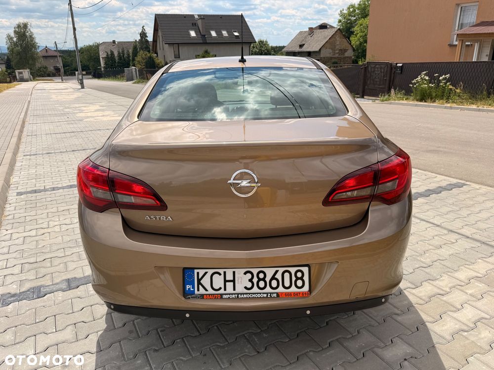Opel Astra 1.6 Active - 14