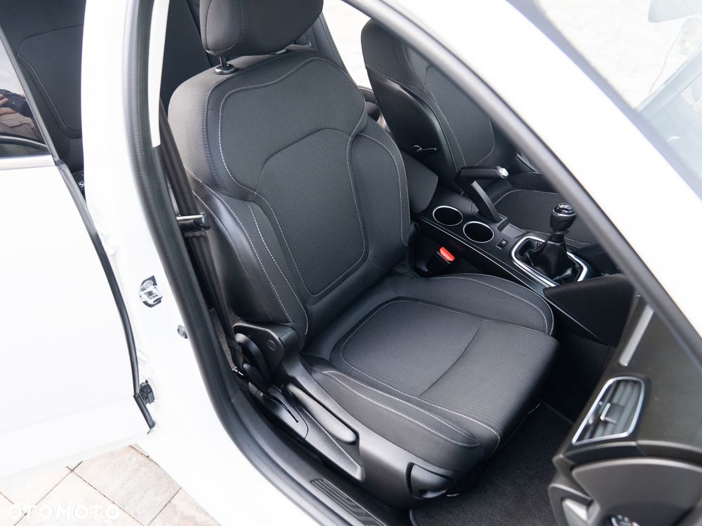 Renault Megane 1.3 TCe FAP Business - 26