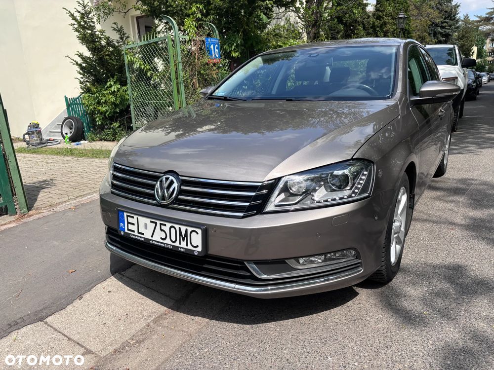 Volkswagen Passat 1.8 TSI Comfortline - 2