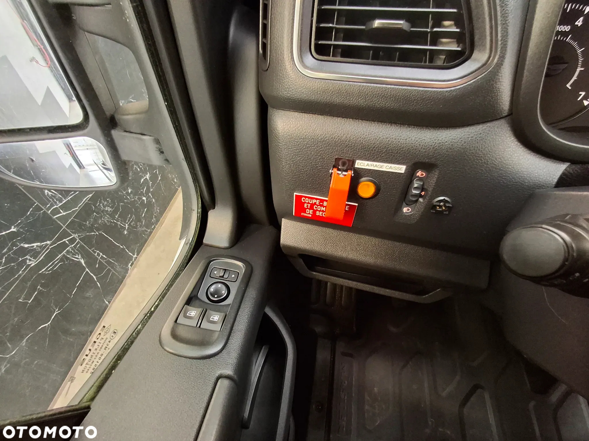Renault Reno Master LIFT L2H2 Certyfikat ADR 9.1.1.2 EX/II Materiały Wybuchowe Furgon Van 3 Miejsca 2020r - 34