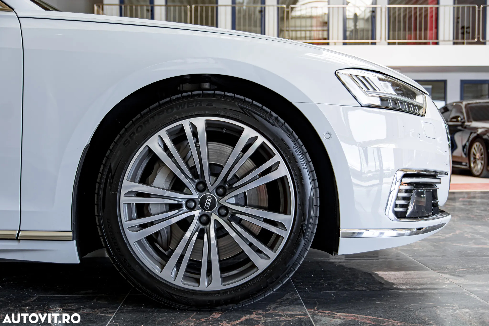 Audi A8 60 TFSI e quattro Tiptronic PHEV - 9